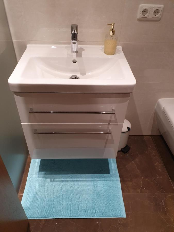 Luxusappartement Mitten In Neueröffnung ! *