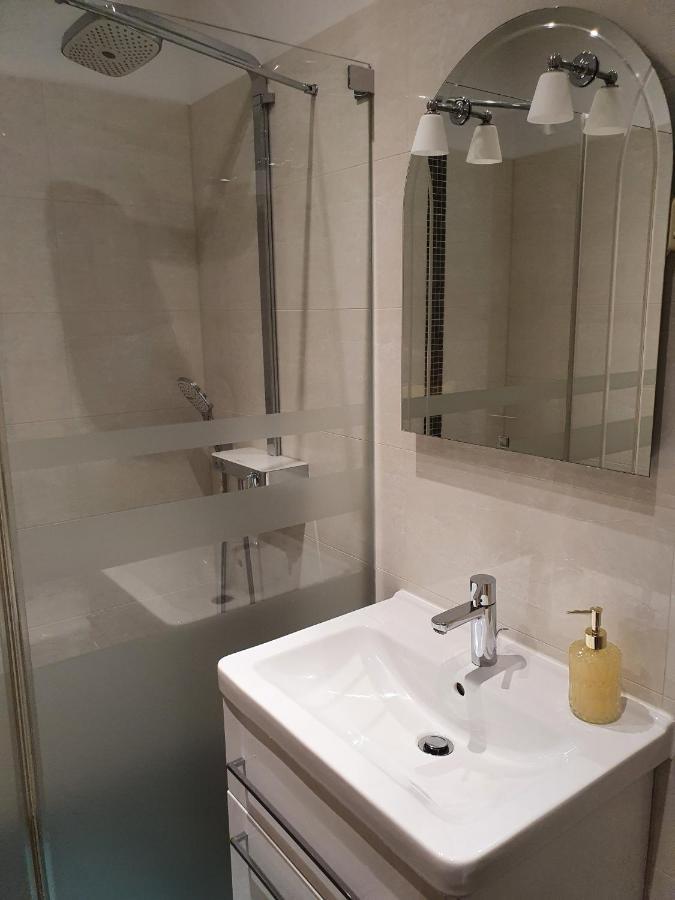 Aparthotel Luxusappartement Mitten In Neueröffnung ! *